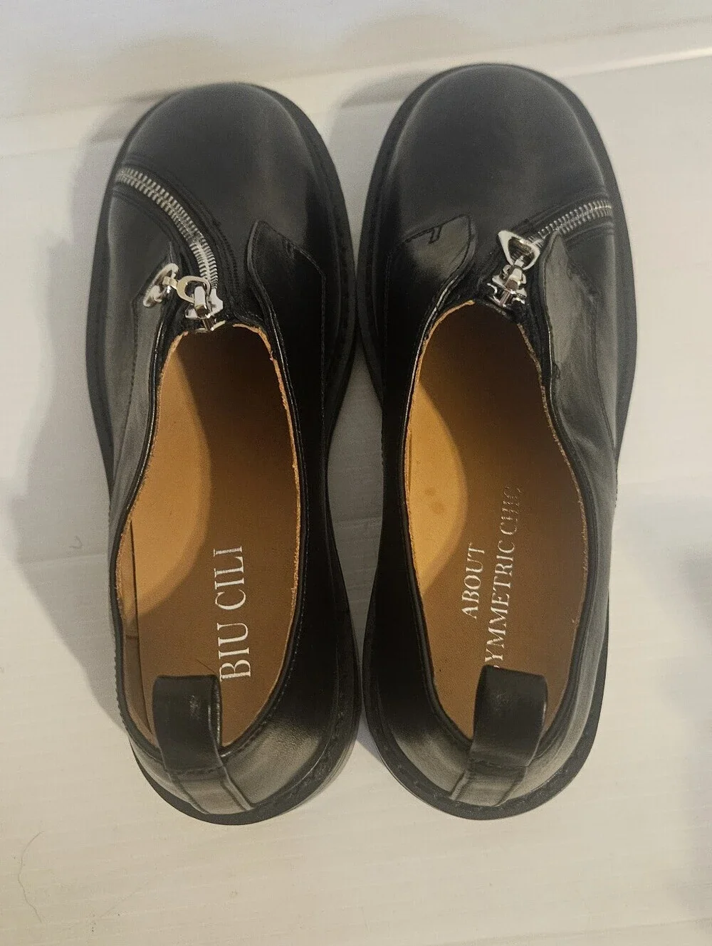BIU CILI, Woody, Horsehide Leather, Asymmetric, Loafers, Comfort Shoes, EU 39.